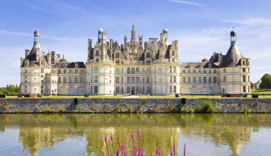 Fairy Tail Motorhome Trip to Best European Castles