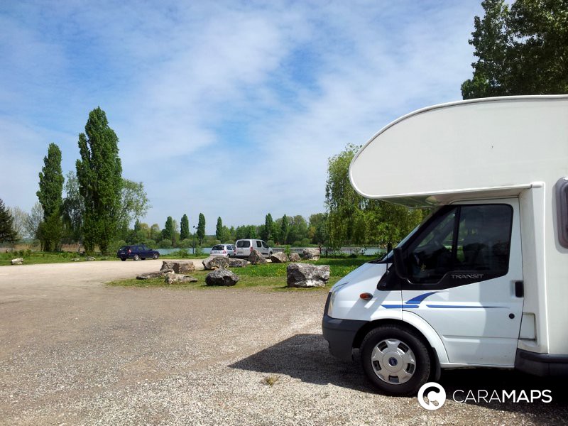 Clean your motorhome before summer