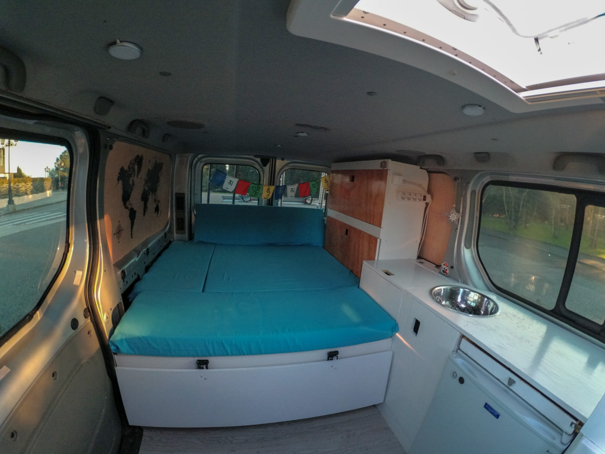 Aménager un fourgon.