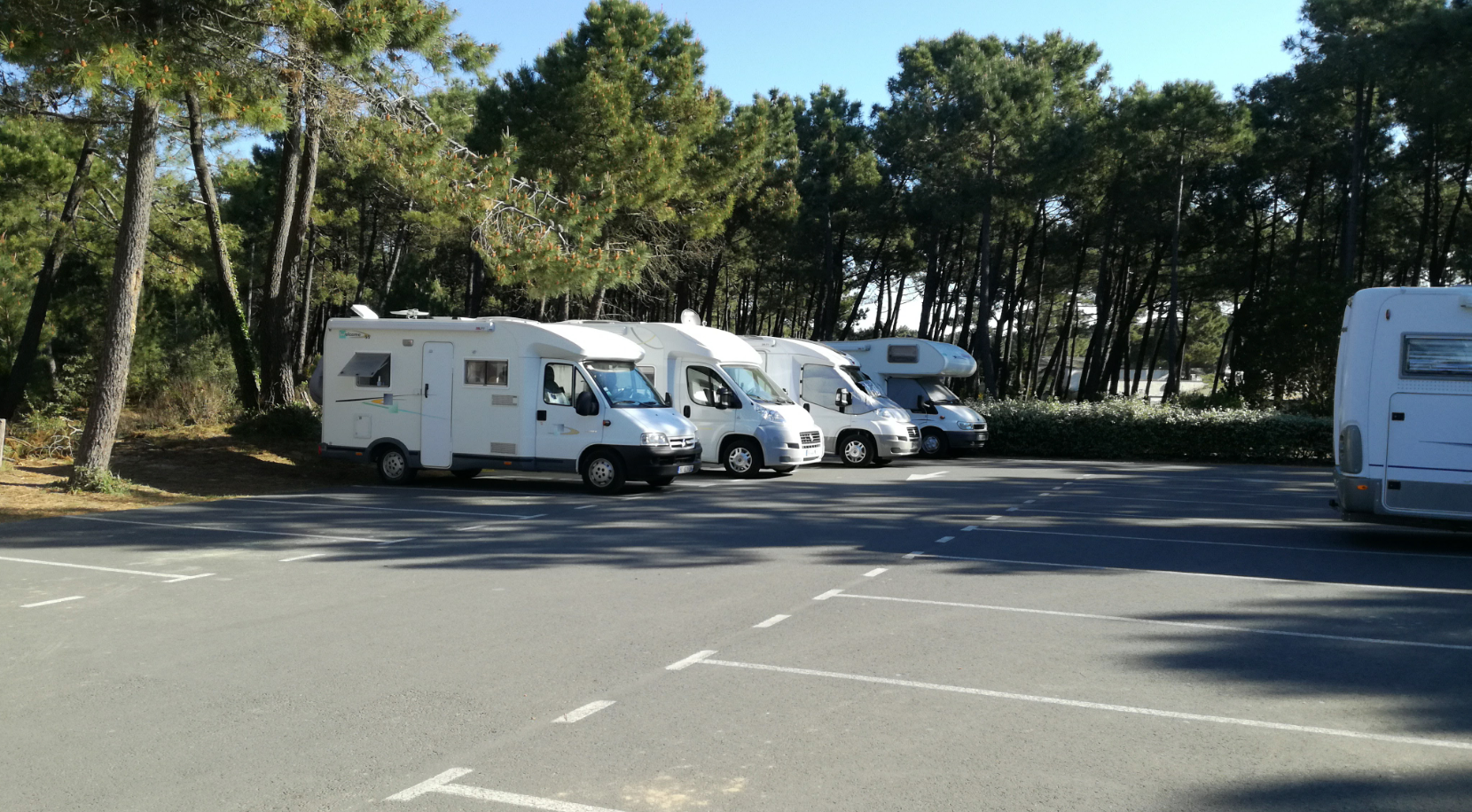Aire de services pour camping-car