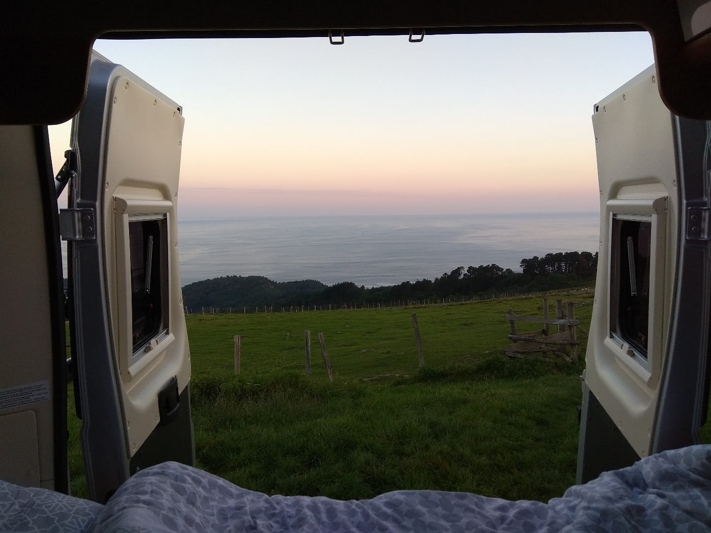 spot-rocio-vivas-gipuzkoa-espagne-caramaps-camping-sauvage