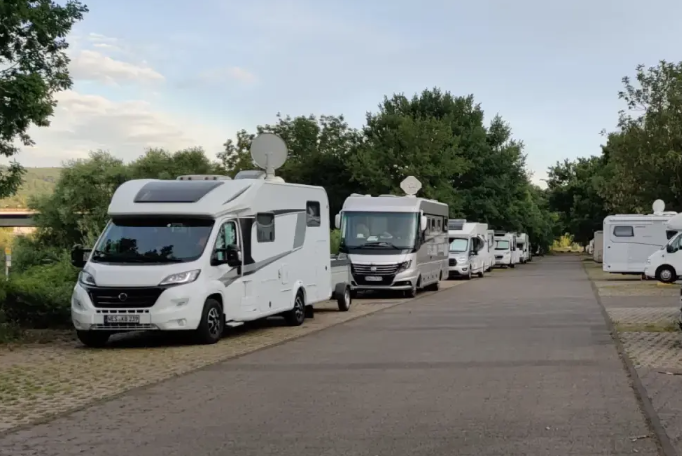 Reisemobilpark Treviris – Stellplätze für Wohnmobile in Trier 