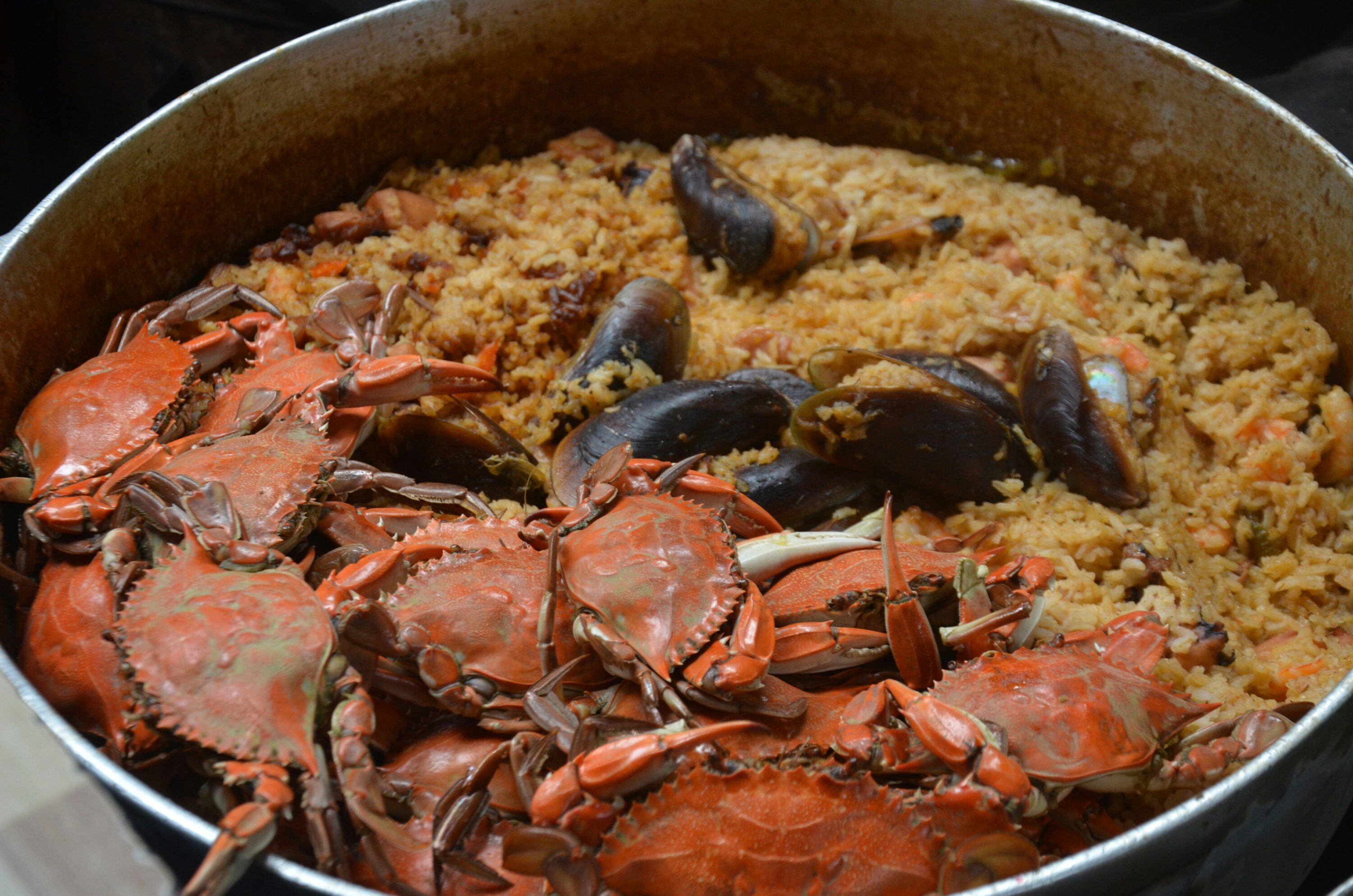 Arroz marinero, gastronomía típica de la Costa del Azahar para disfrutar viajando en autocaravana